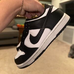 Nike Panda Dunks